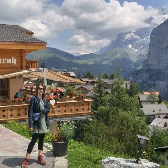 👋 Bookmark My Closet! ❤️😁Hi, I’m Katie…. - Picture 8 of 16